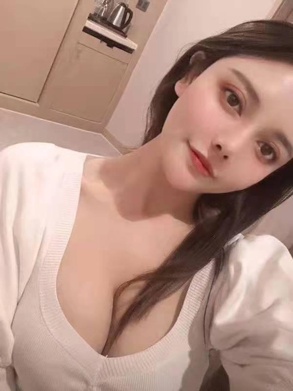 南山区漂亮的小姐姐